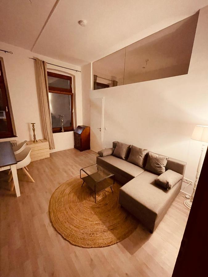 Retro Appartement Im Herzen Von Koeln Deutz Екстериор снимка