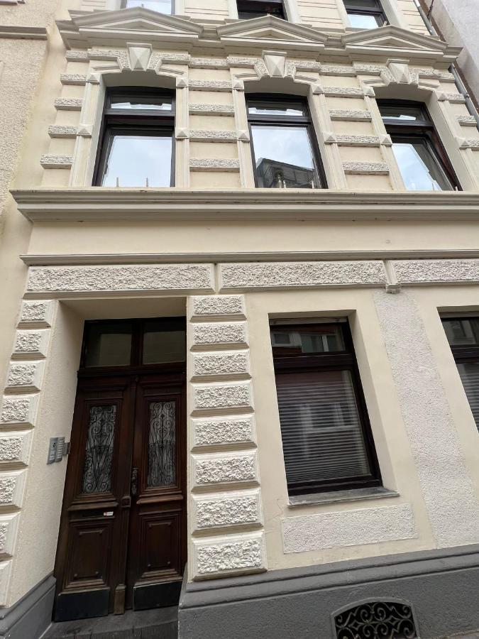Retro Appartement Im Herzen Von Koeln Deutz Екстериор снимка